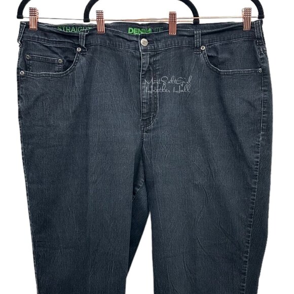 Avenue Jeans Two Pairs Light & Black Wash Denim Lite Straight Leg Size 22 - Picture 6 of 12